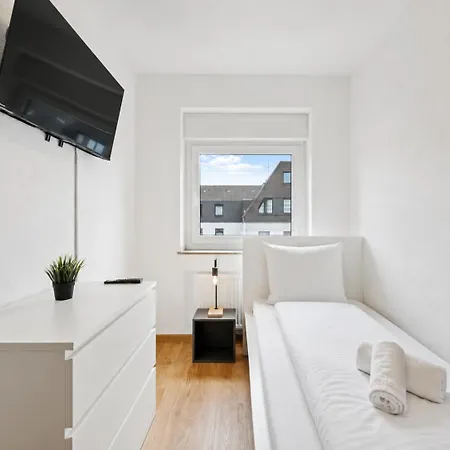 Geraeumiges Mit Balkon *